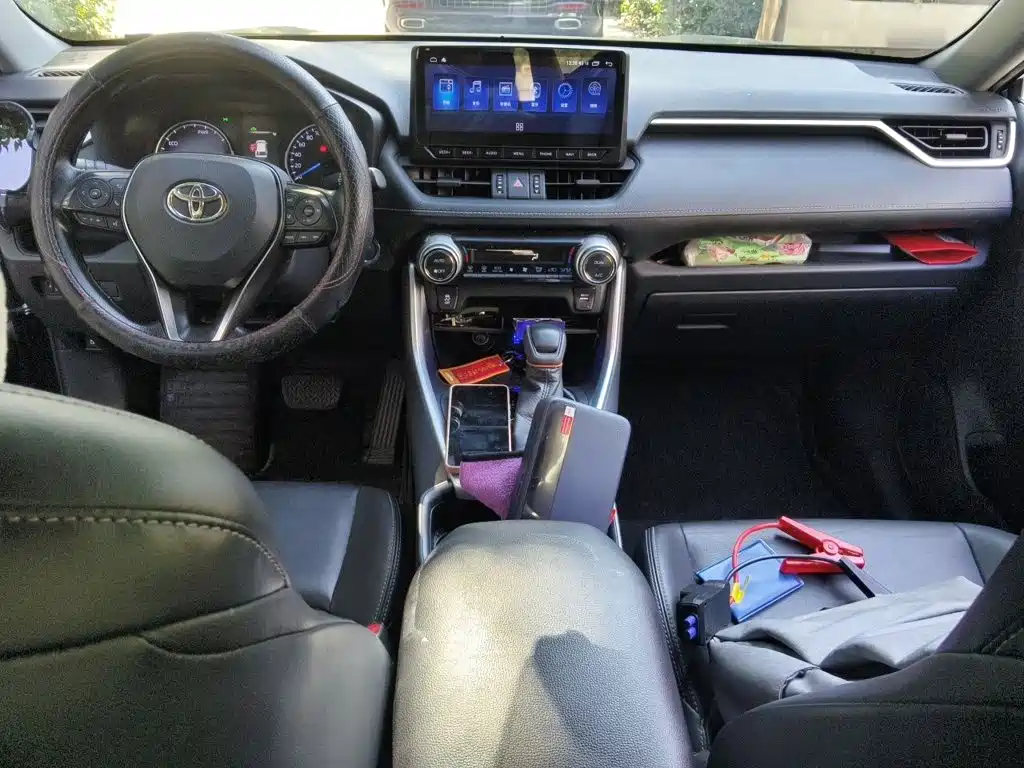 Toyota Wildlander — фото 13