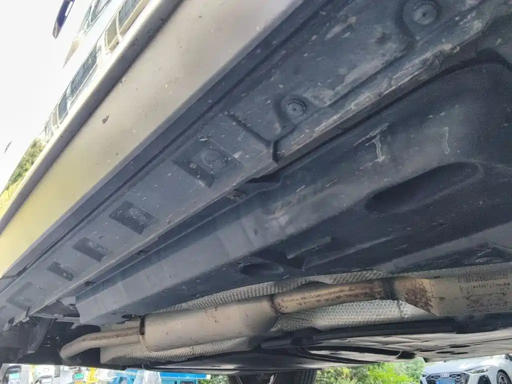 Toyota Wildlander — фото 16