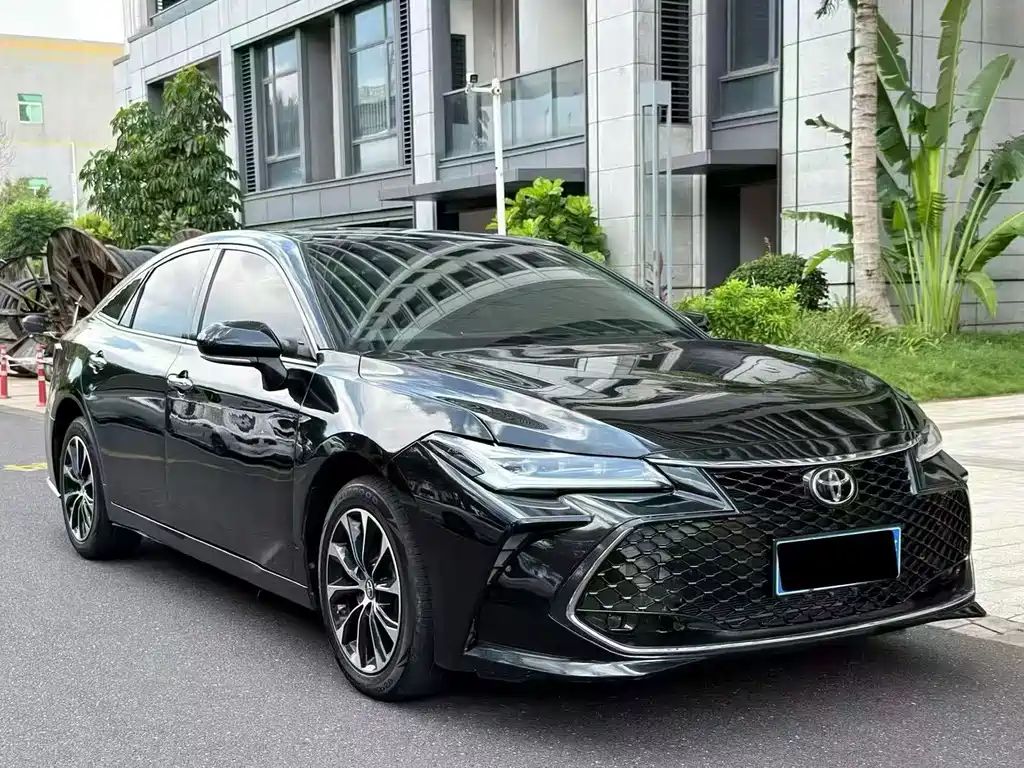 Toyota Avalon — фото 3