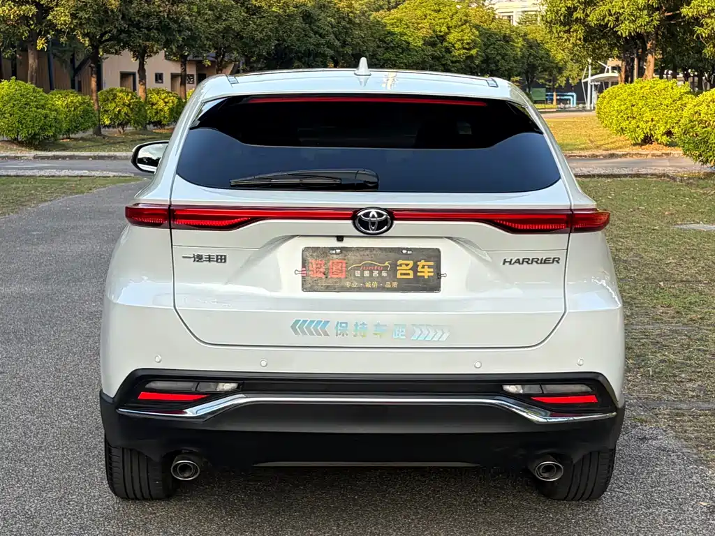 Toyota Harrier — фото 5