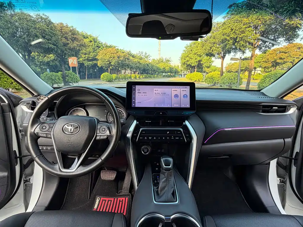 Toyota Harrier — фото 9