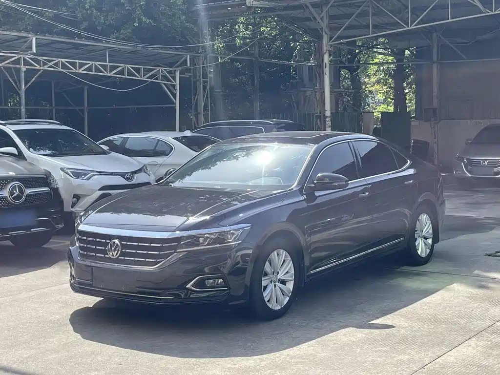 Volkswagen Passat — фото 2