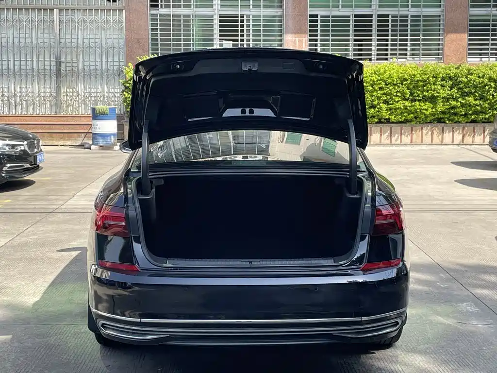 Volkswagen Passat — фото 19