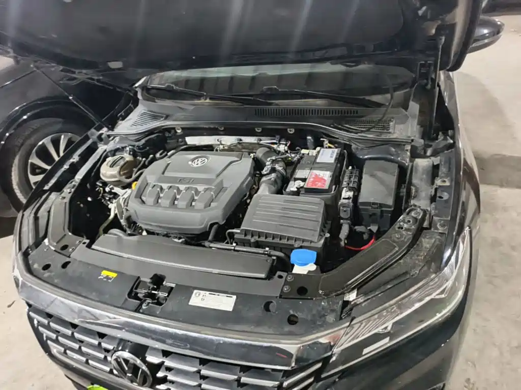 Volkswagen Passat — фото 20