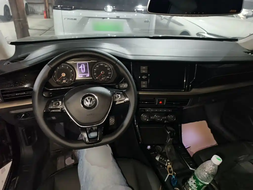 Volkswagen Passat — фото 10