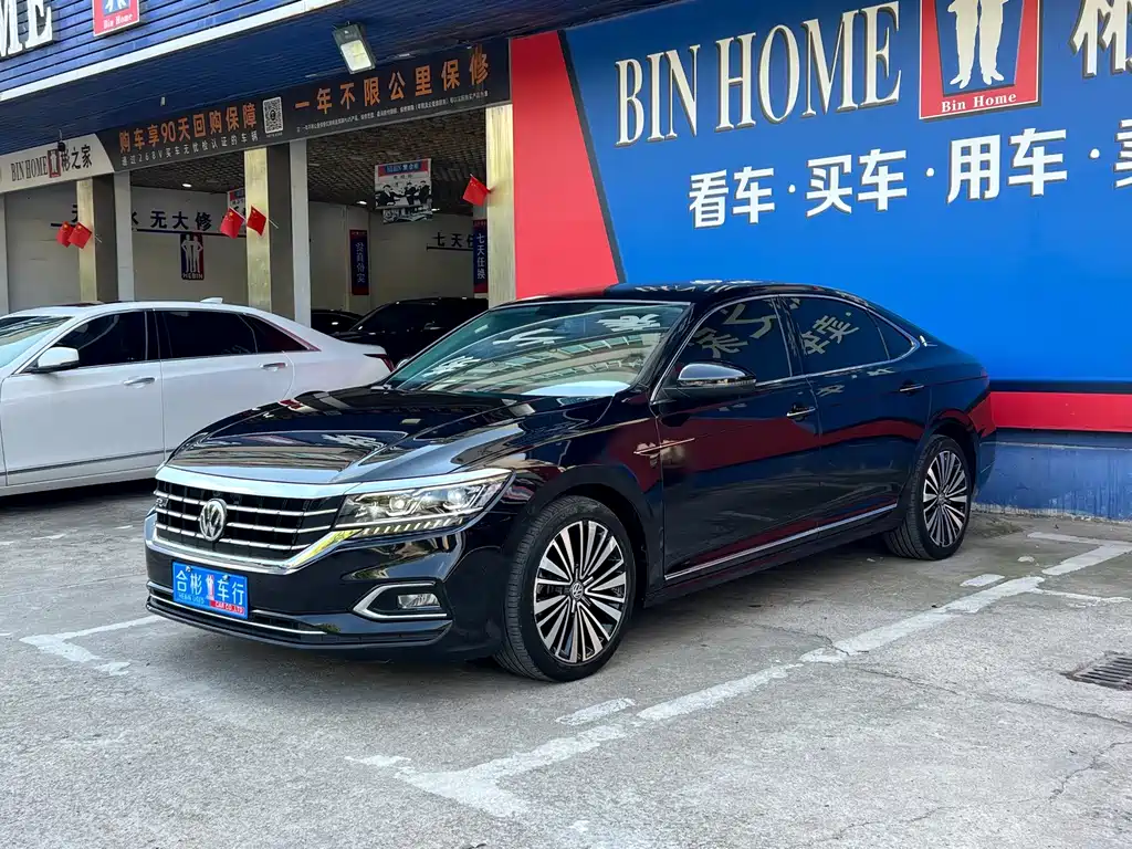 Volkswagen Passat — фото 2