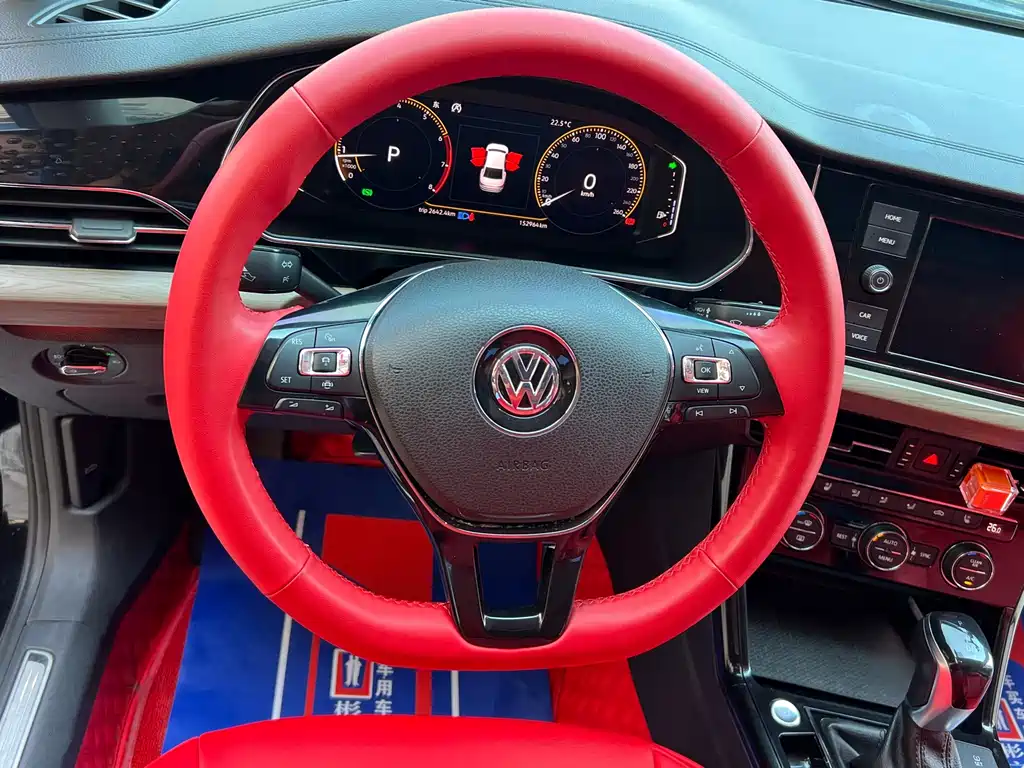 Volkswagen Passat — фото 14