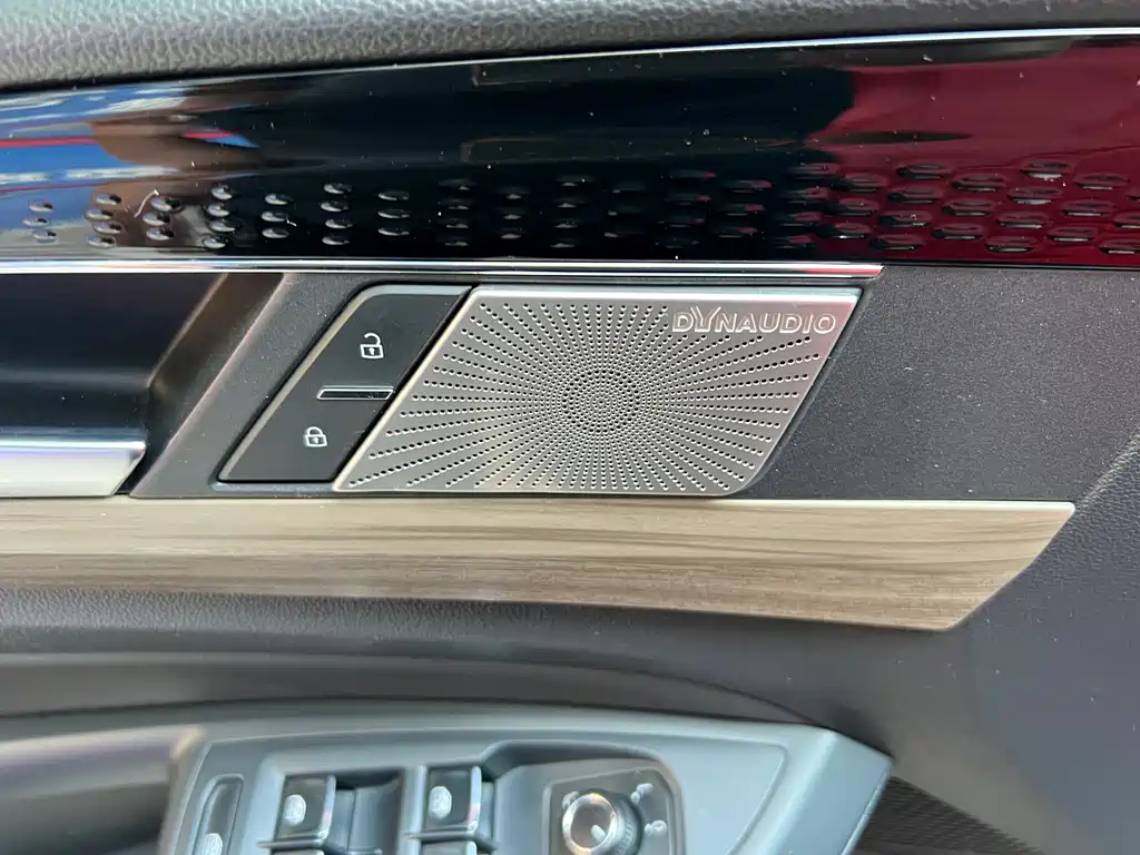 Volkswagen Passat — фото 31