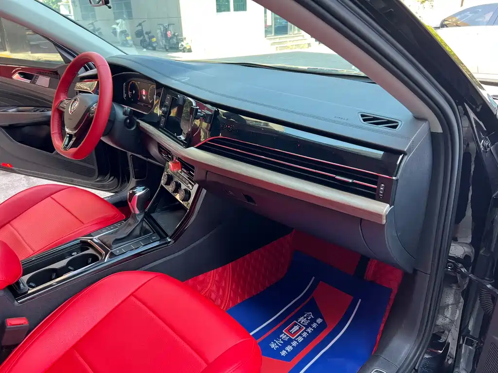 Volkswagen Passat — фото 33