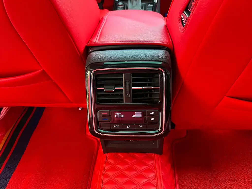 Volkswagen Passat — фото 34
