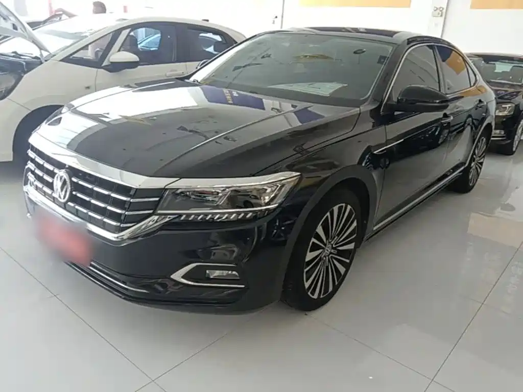 Volkswagen Passat — фото 2