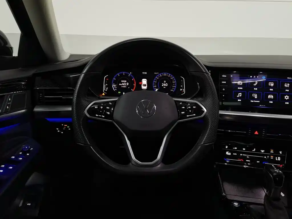 Volkswagen Passat — фото 11