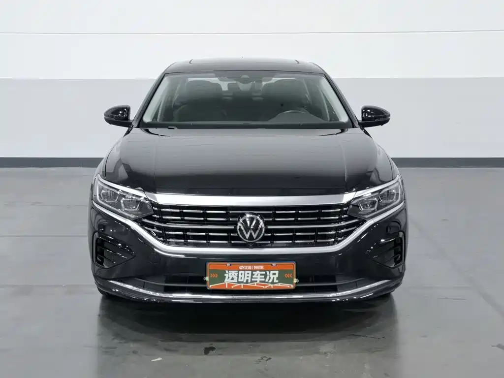 Volkswagen Passat — фото 3