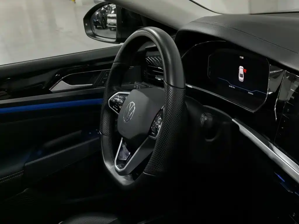 Volkswagen Passat — фото 22