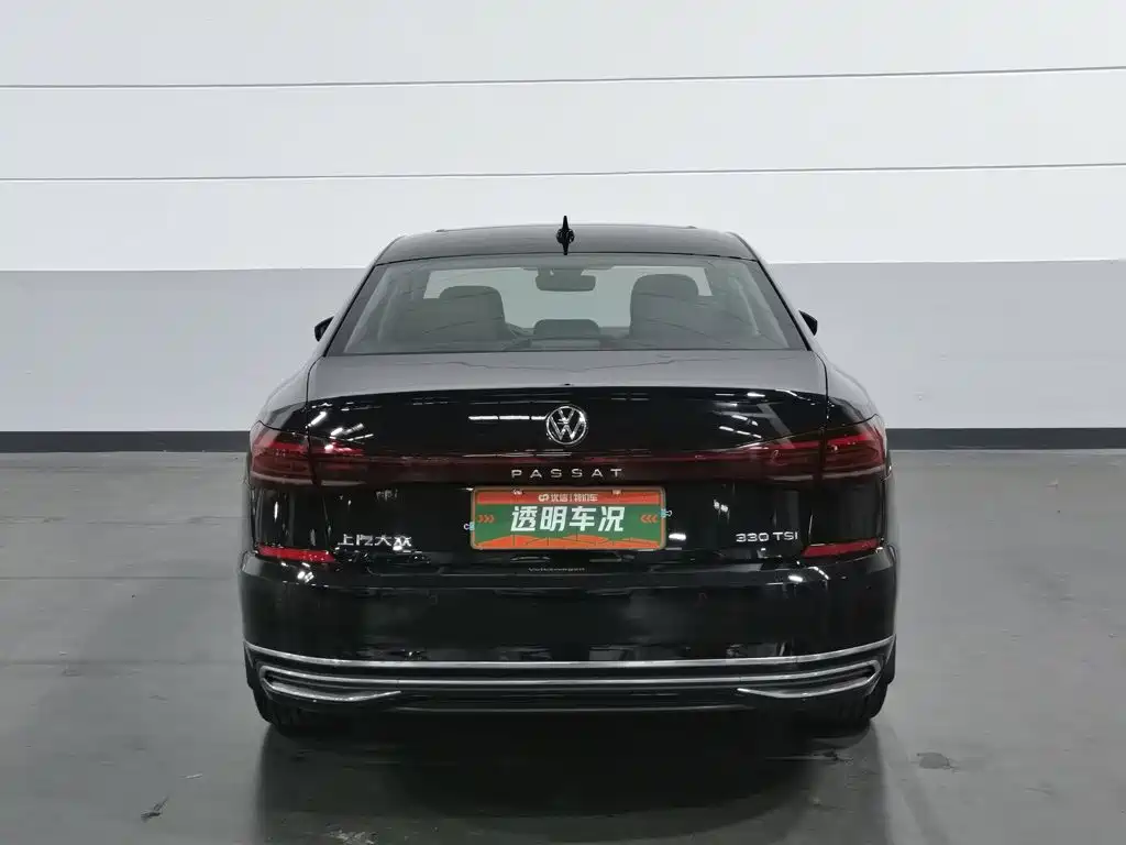 Volkswagen Passat — фото 4