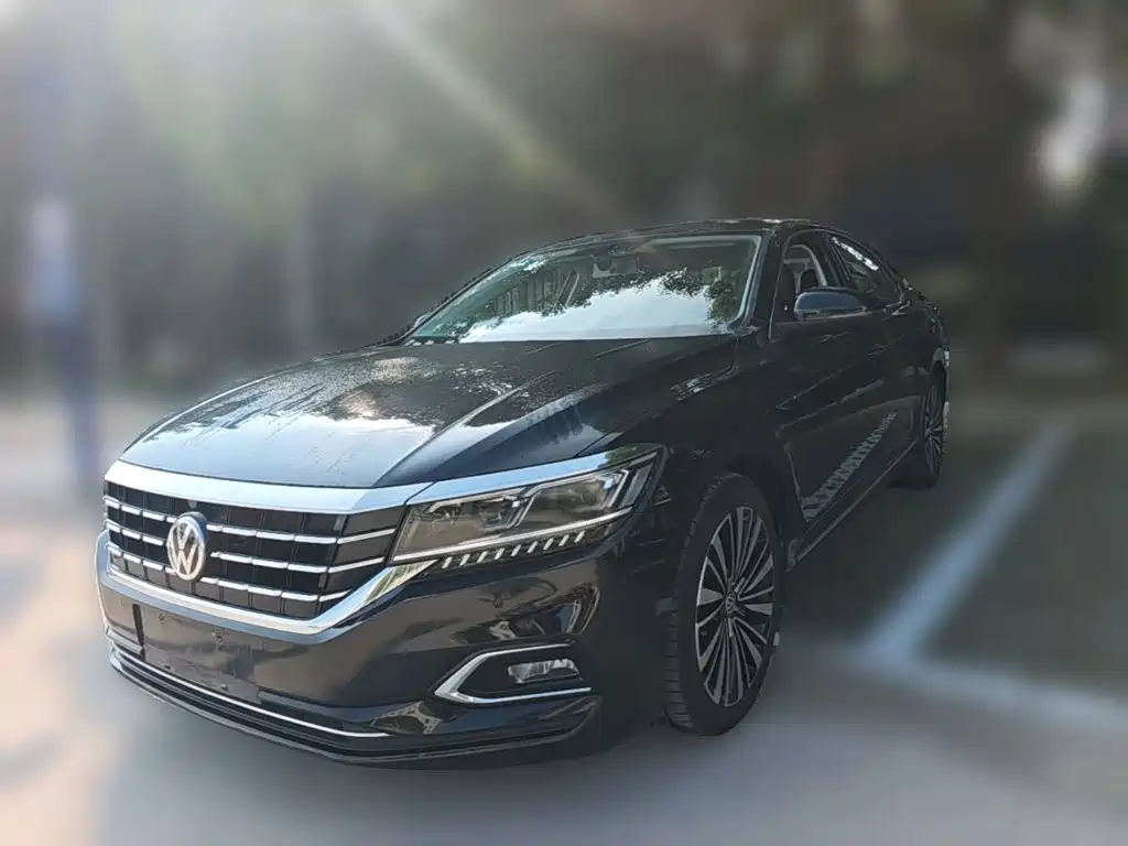Volkswagen Passat — фото 3