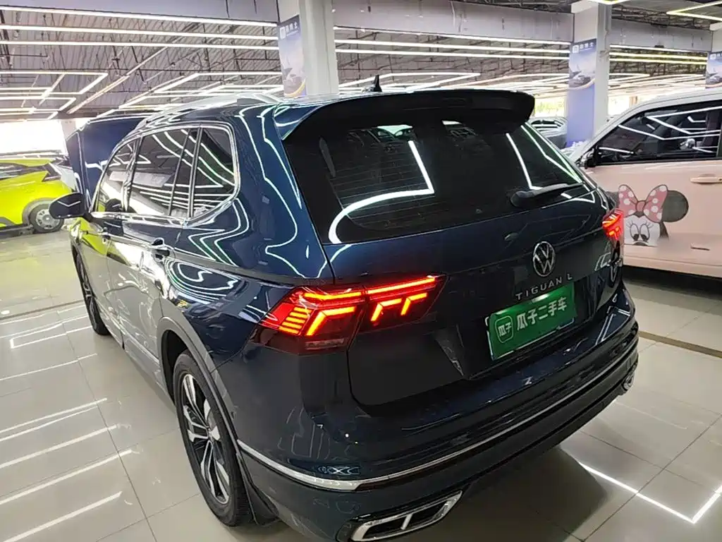 Volkswagen Tiguan L — фото 5