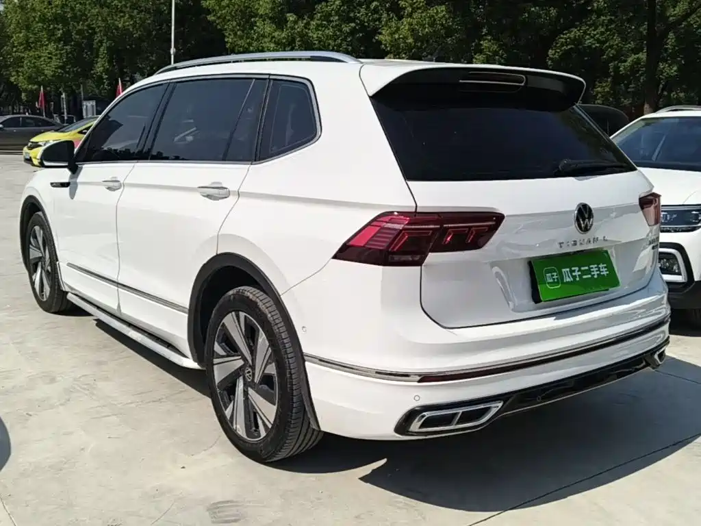 Volkswagen Tiguan L — фото 5