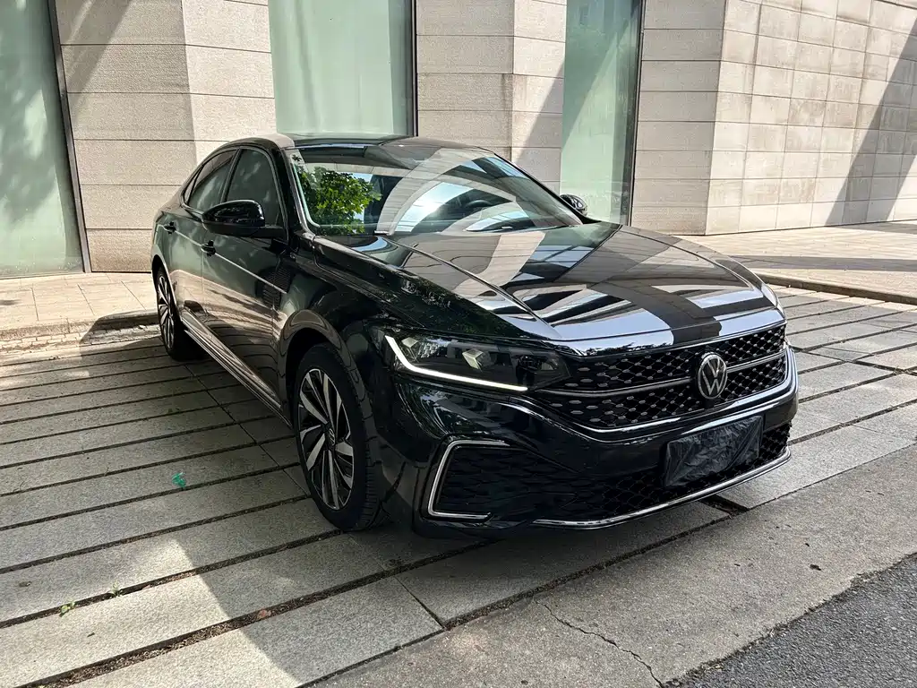 Volkswagen Passat — фото 3