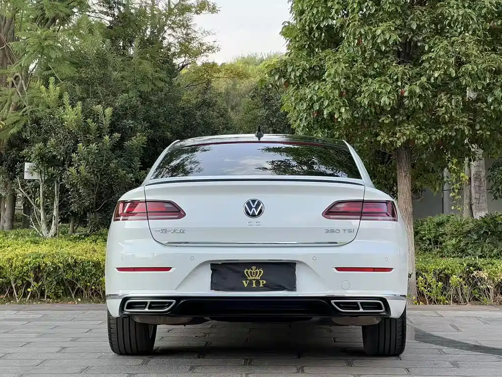 Volkswagen CC — фото 6