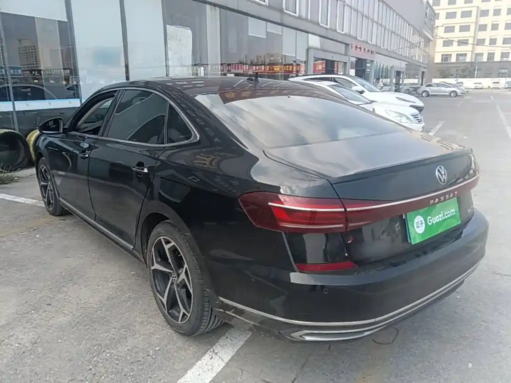 Volkswagen Passat — фото 5