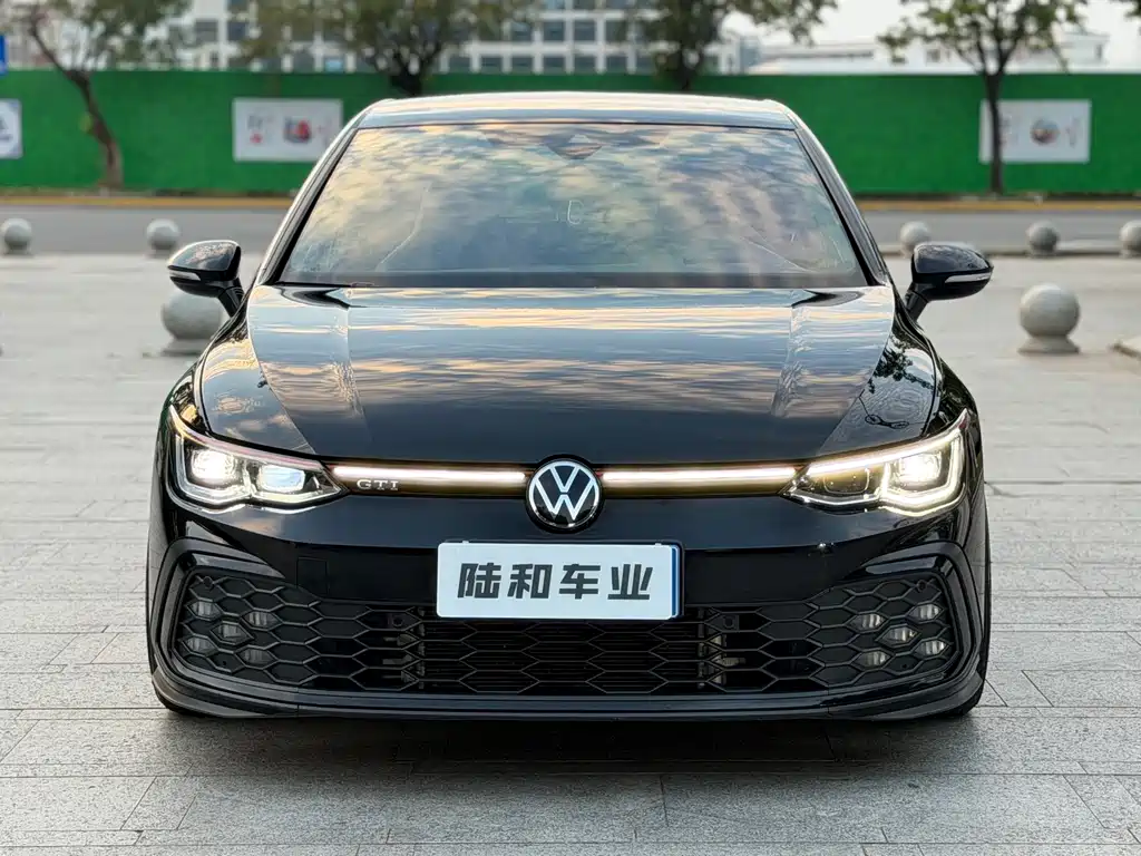 Volkswagen Golf GTI — фото 2