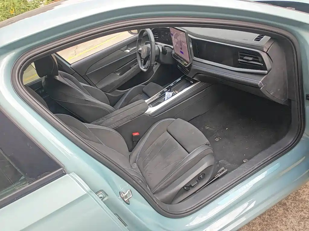 Volkswagen Passat — фото 9