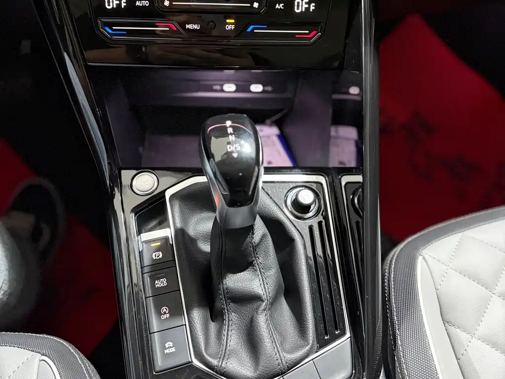 Volkswagen Tayron — фото 7