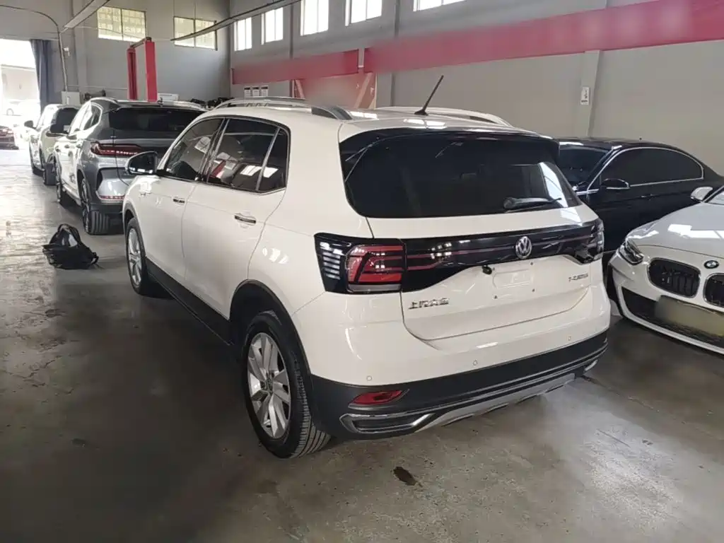 Volkswagen T-Cross — фото 5