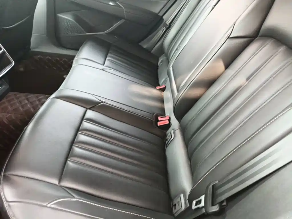 Volkswagen Passat — фото 13