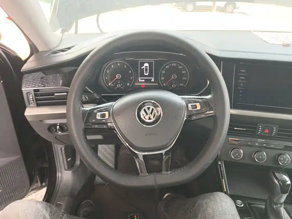 Volkswagen Passat — фото 7