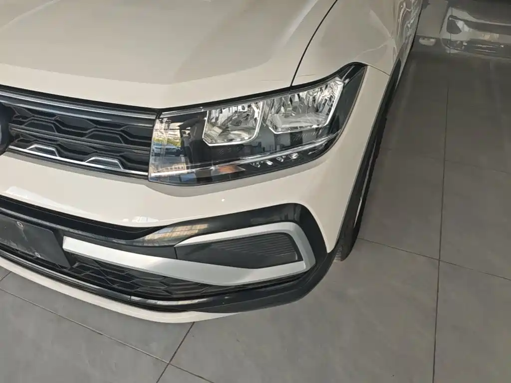 Volkswagen T-Cross — фото 24