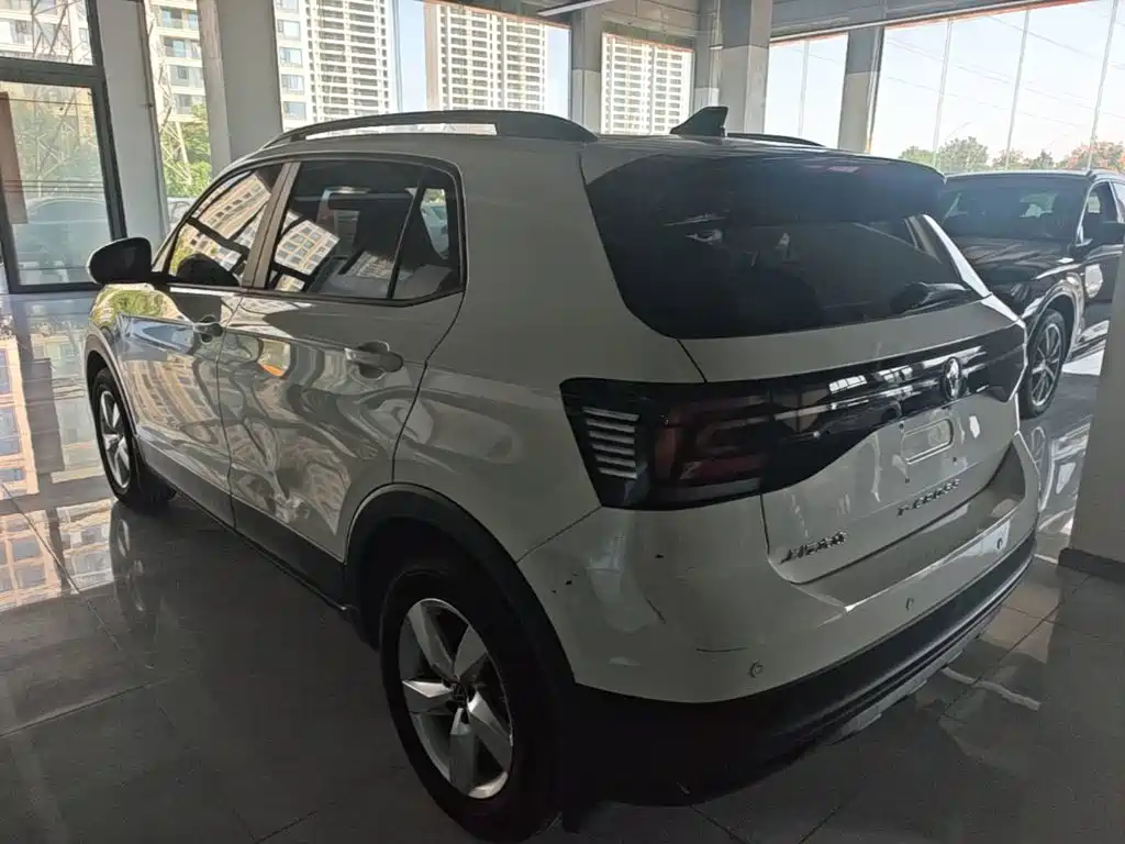Volkswagen T-Cross — фото 5