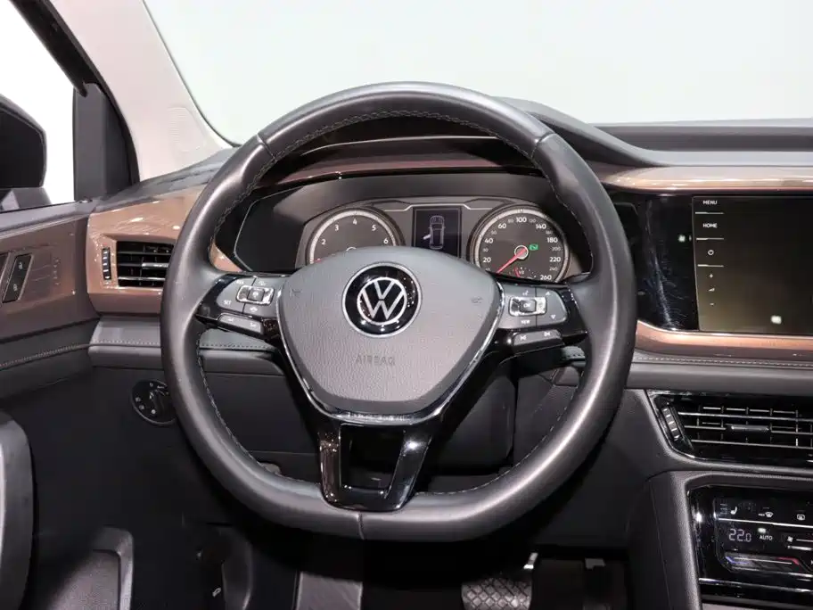 Volkswagen Tharu — фото 13