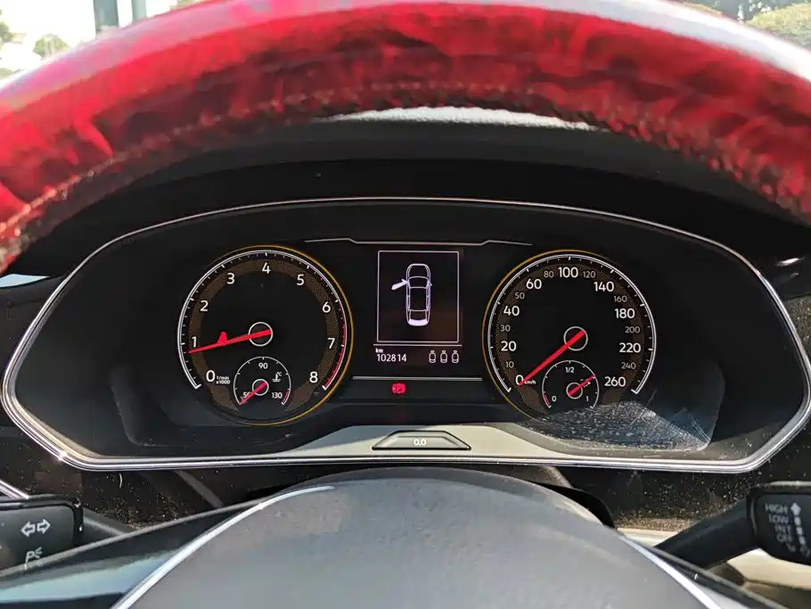 Volkswagen Passat — фото 14