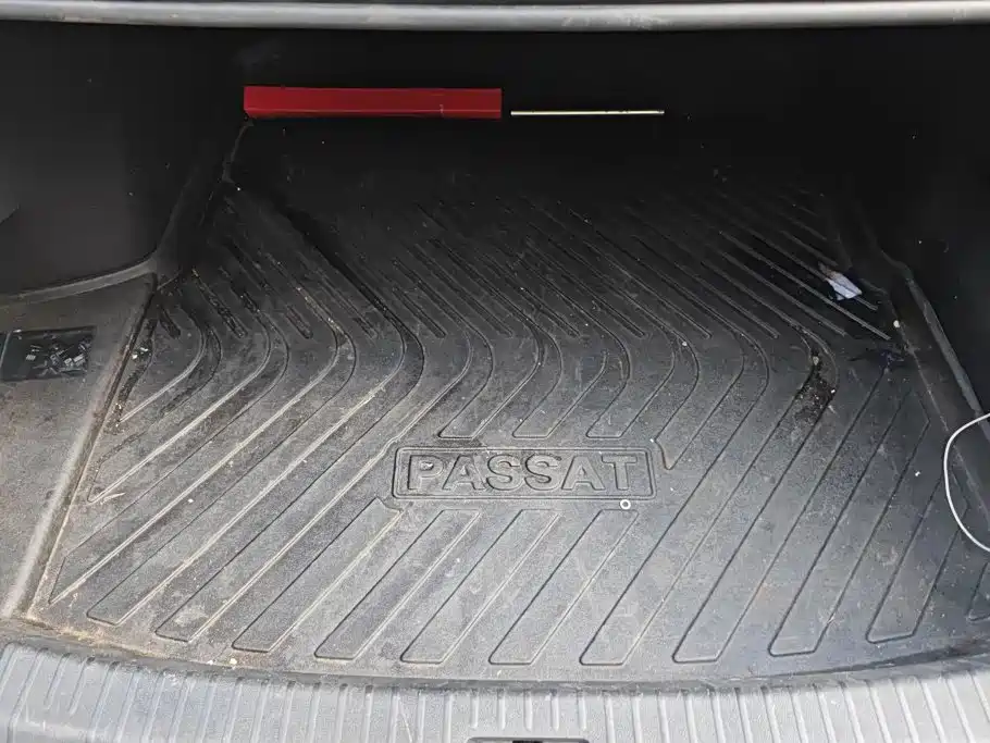 Volkswagen Passat — фото 4