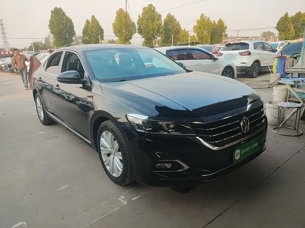 Volkswagen Passat — фото 4