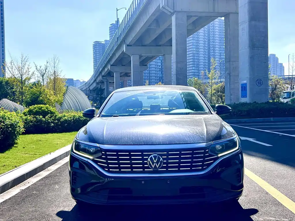 Volkswagen Passat — фото 2