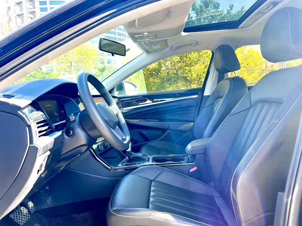 Volkswagen Passat — фото 6