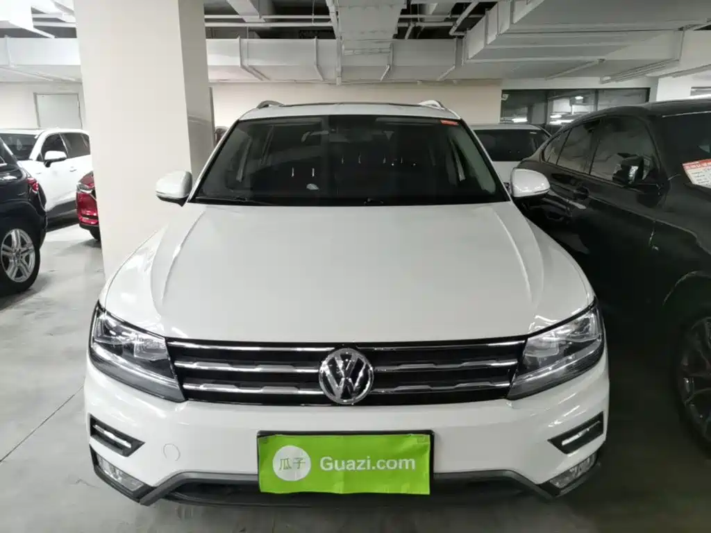 Volkswagen Tiguan L — фото 3