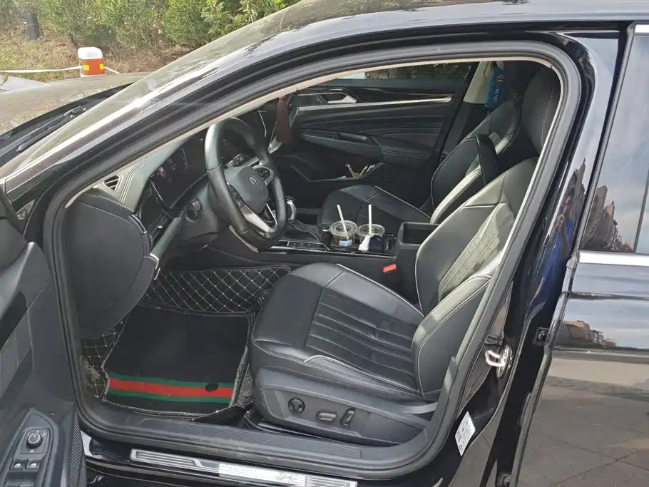 Volkswagen Passat — фото 9