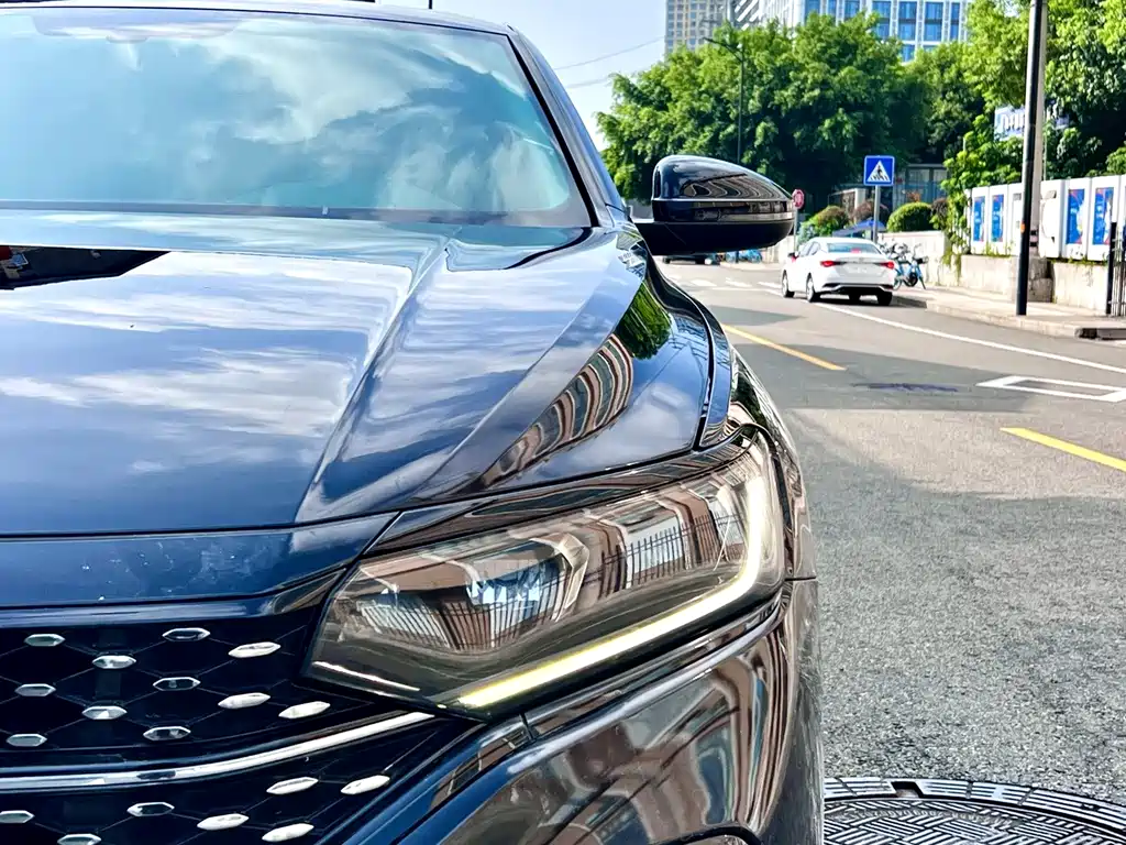Volkswagen Passat — фото 4