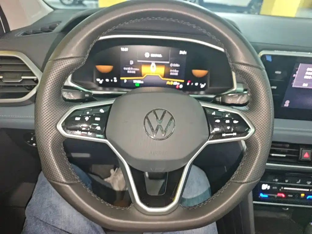 Volkswagen Tharu — фото 11
