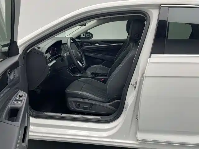 Volkswagen Passat — фото 7