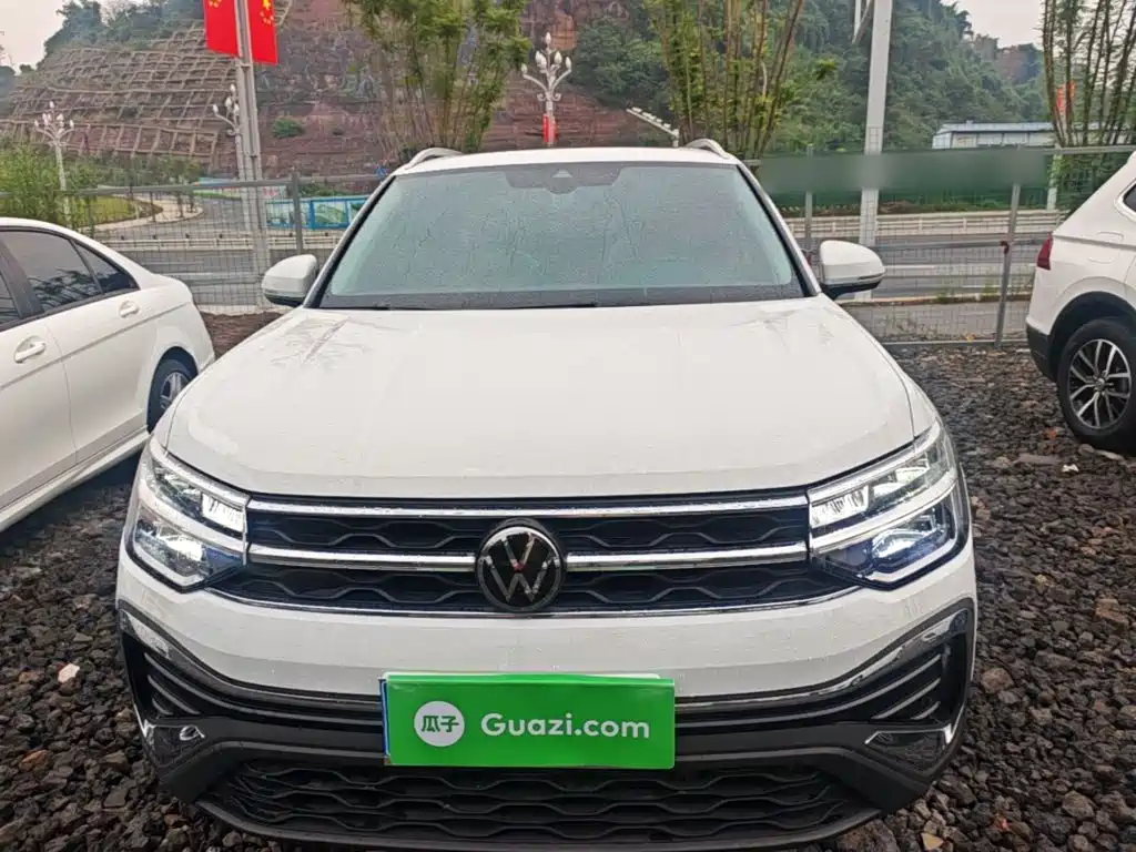 Volkswagen Tharu — фото 3
