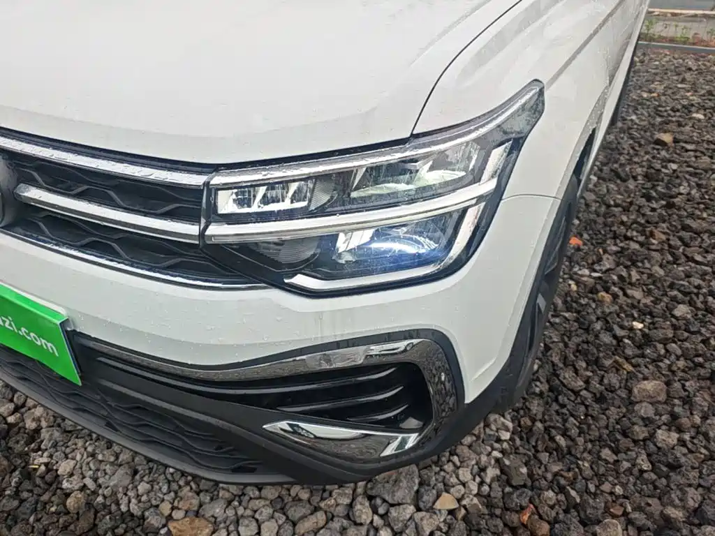 Volkswagen Tharu — фото 24