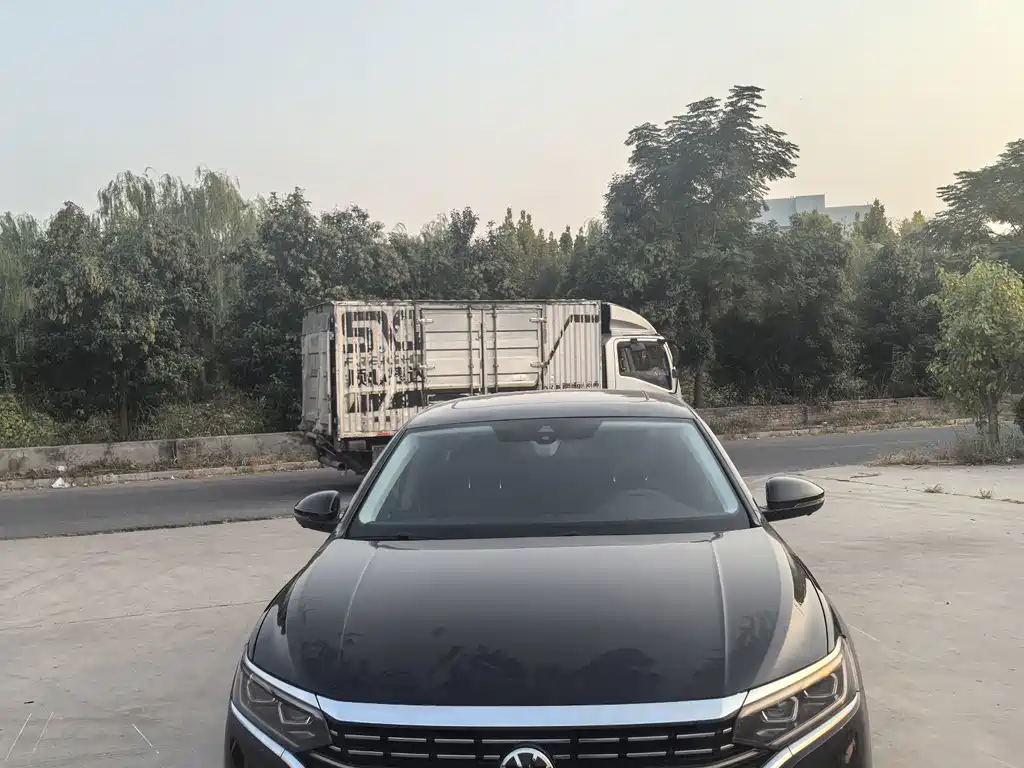 Volkswagen Passat — фото 2