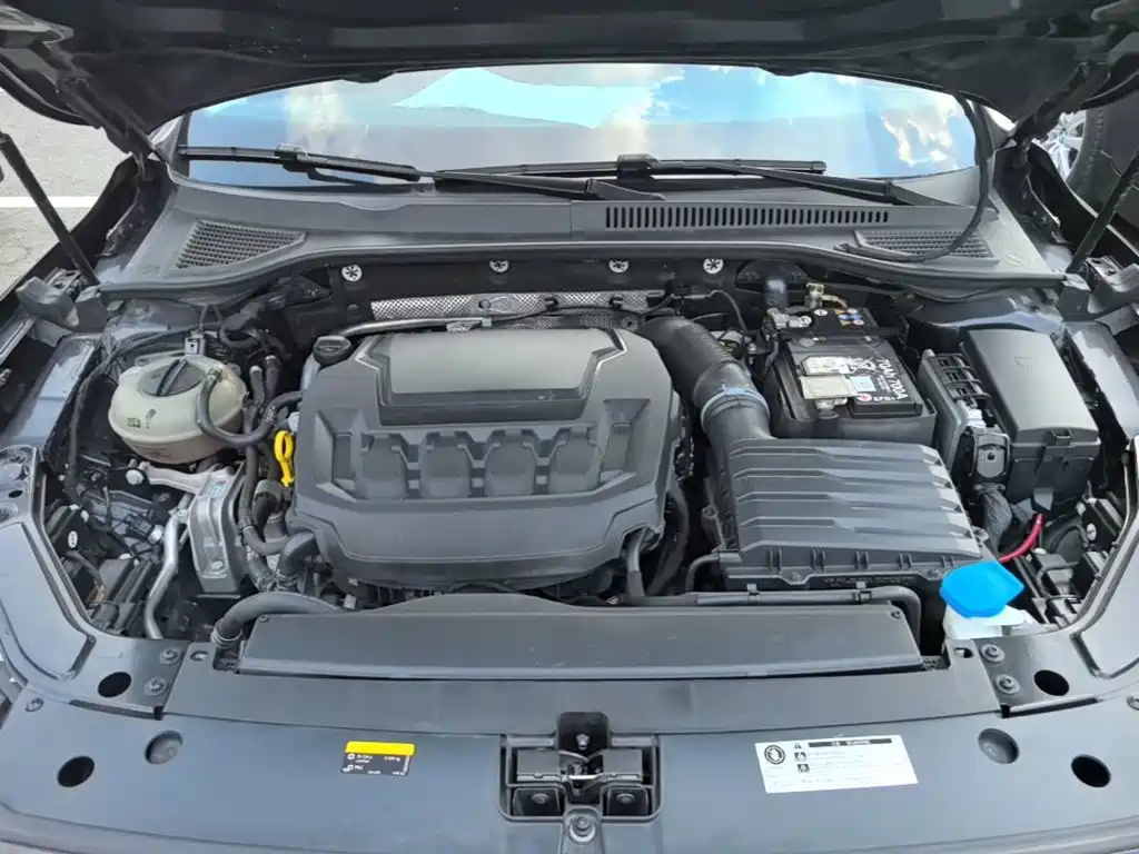 Volkswagen Passat — фото 20