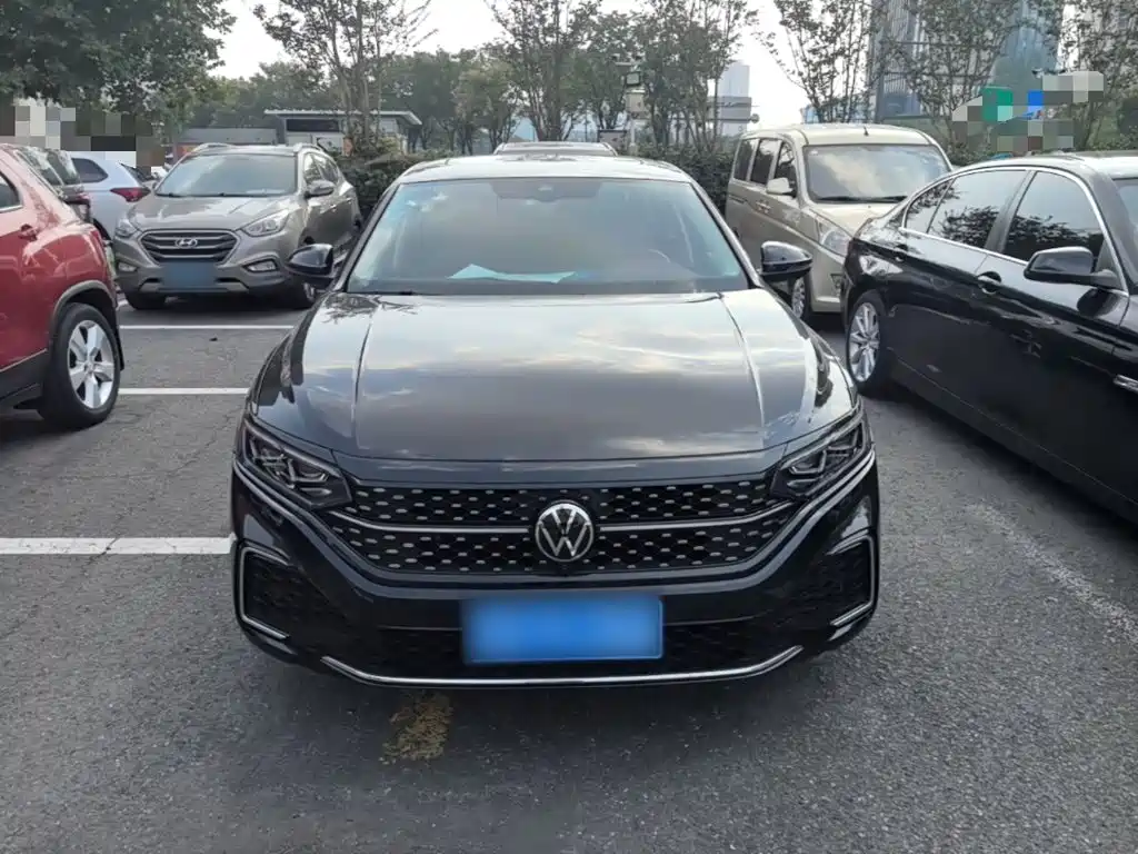 Volkswagen Passat — фото 3