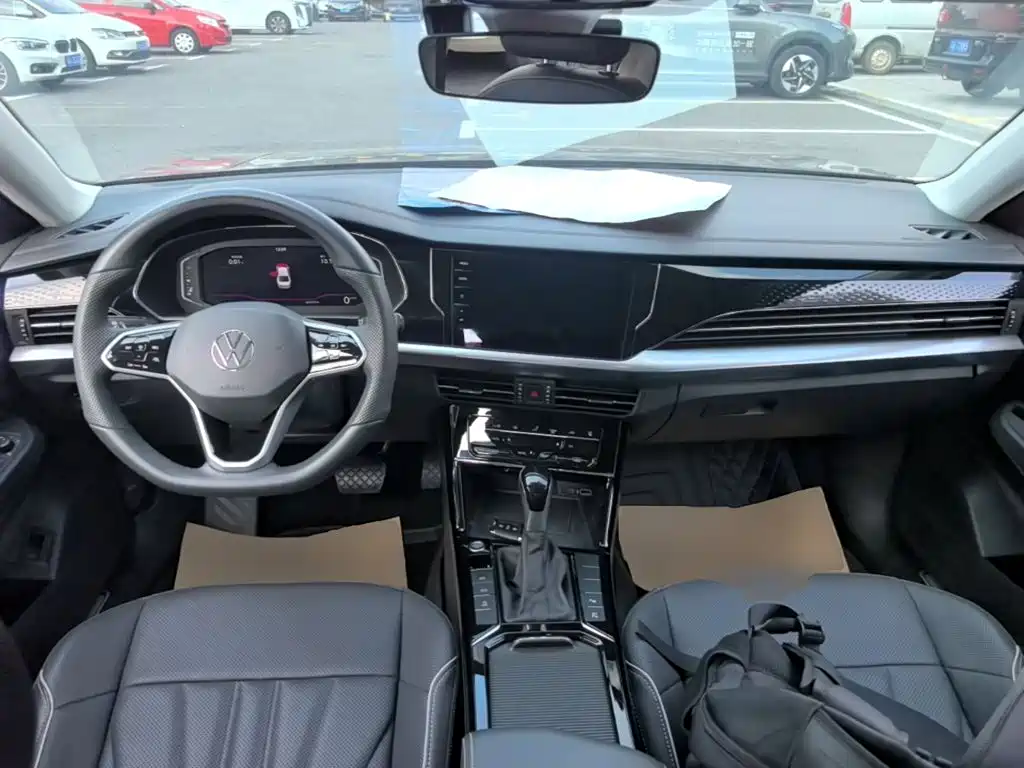 Volkswagen Passat — фото 10